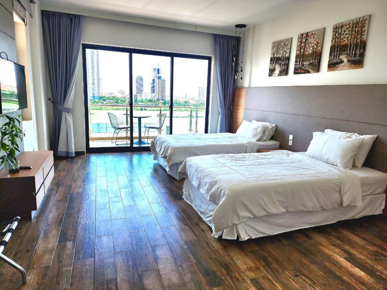 Chilchill Hotel Riverside Phnom Penh Exterior foto
